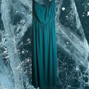 Forever 21 medium strapless jade lined chiffon woman's polyester long gown.